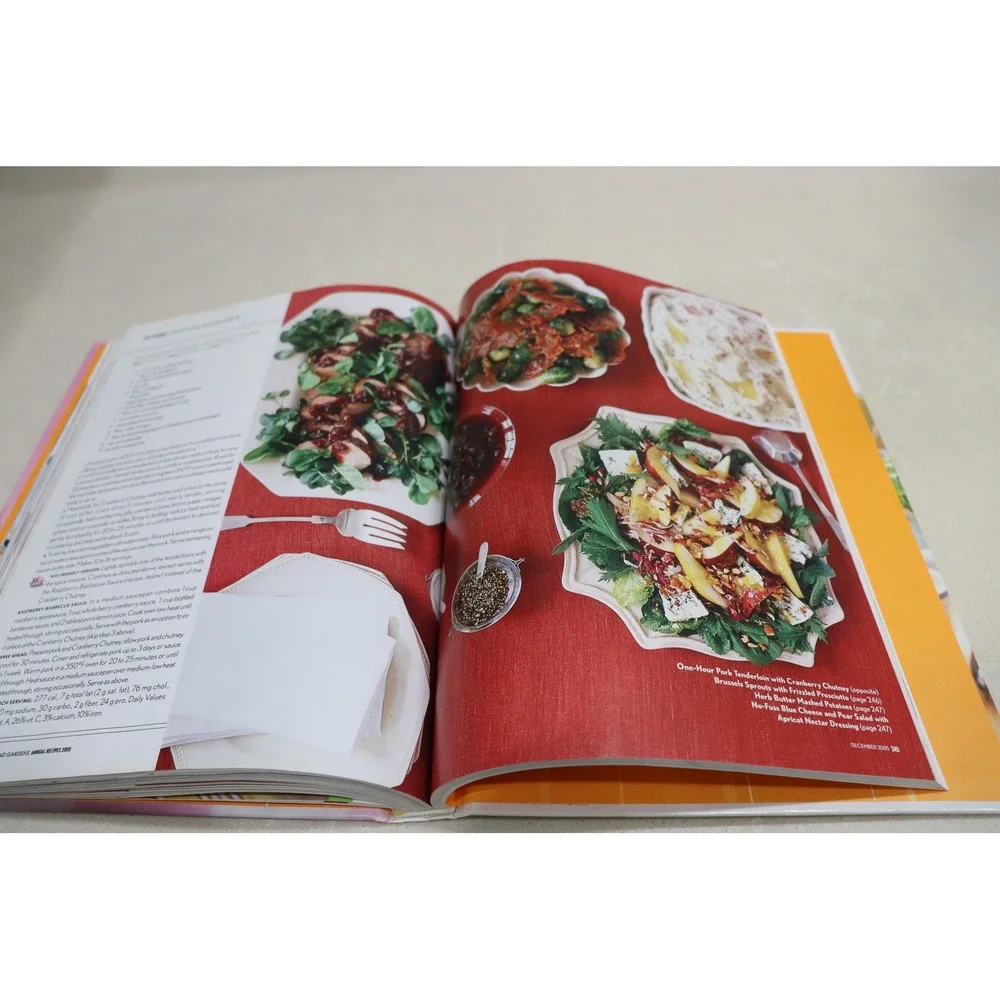 Better Homes and Gardens Annual Recipes 2005 Hardcover Cookbook Pink Cupcake